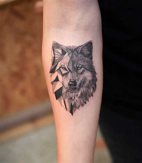 tatuajes para mujeres lobos|Tatuajes de LOBOS: 14 asombrosos diseños muy。